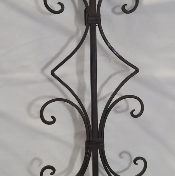 Wrought Iron Hanging Candle Holder Set - Picture 5 of 7